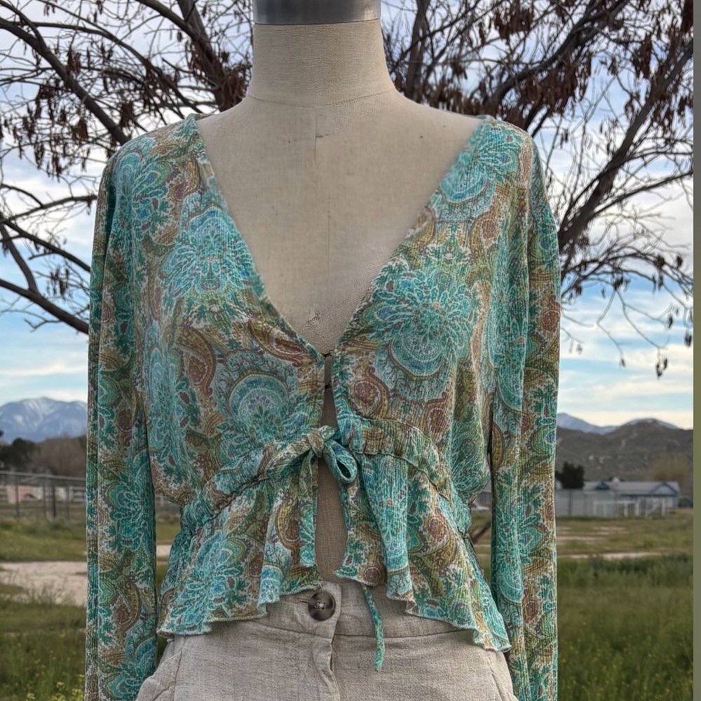 O'Neill Alena Tie Front V-neck Top